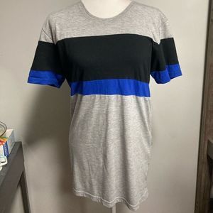 Men’s large tshirt